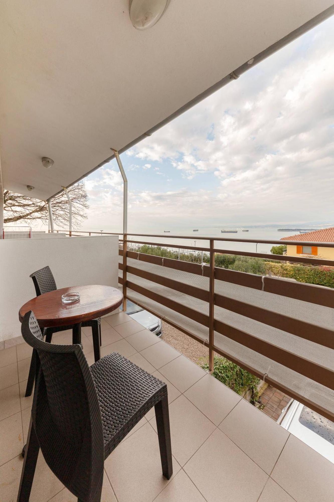 Apartma Gaja Koper Extérieur photo